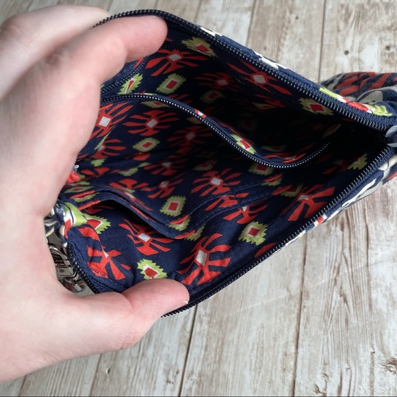 VERA BRADLEY BLUE ORANGE WRISTLET WALLET CLUTCH - Picture 4 of 8